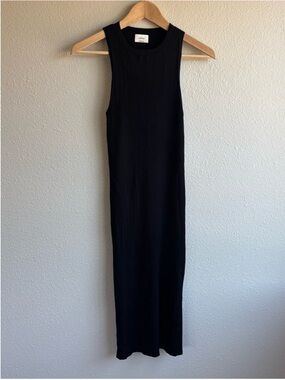 Sleeveless Ribbed Black Midi Dress